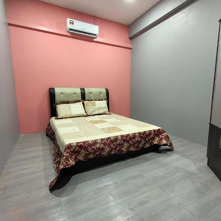Alish Homestay Gua Musang With Free Wifi, Netflix Kültér fotó