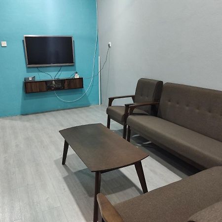 Alish Homestay Gua Musang With Free Wifi, Netflix Kültér fotó